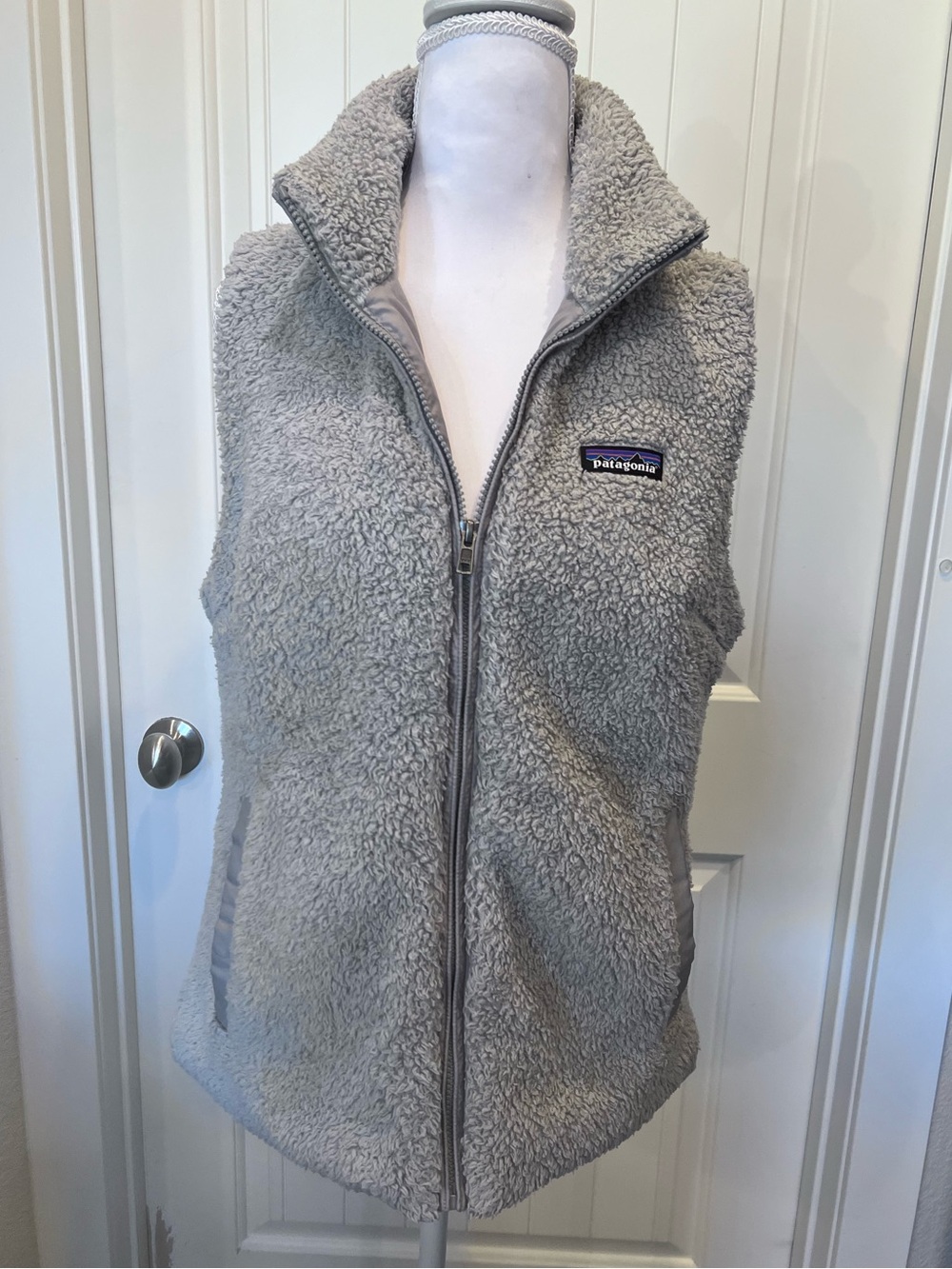 Patagonia Sherpa Fleece Los Gatos Zip Up Light Gray Vest Pockets Sz Large